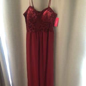 NWT women’s wide leg jumpsuit, size small